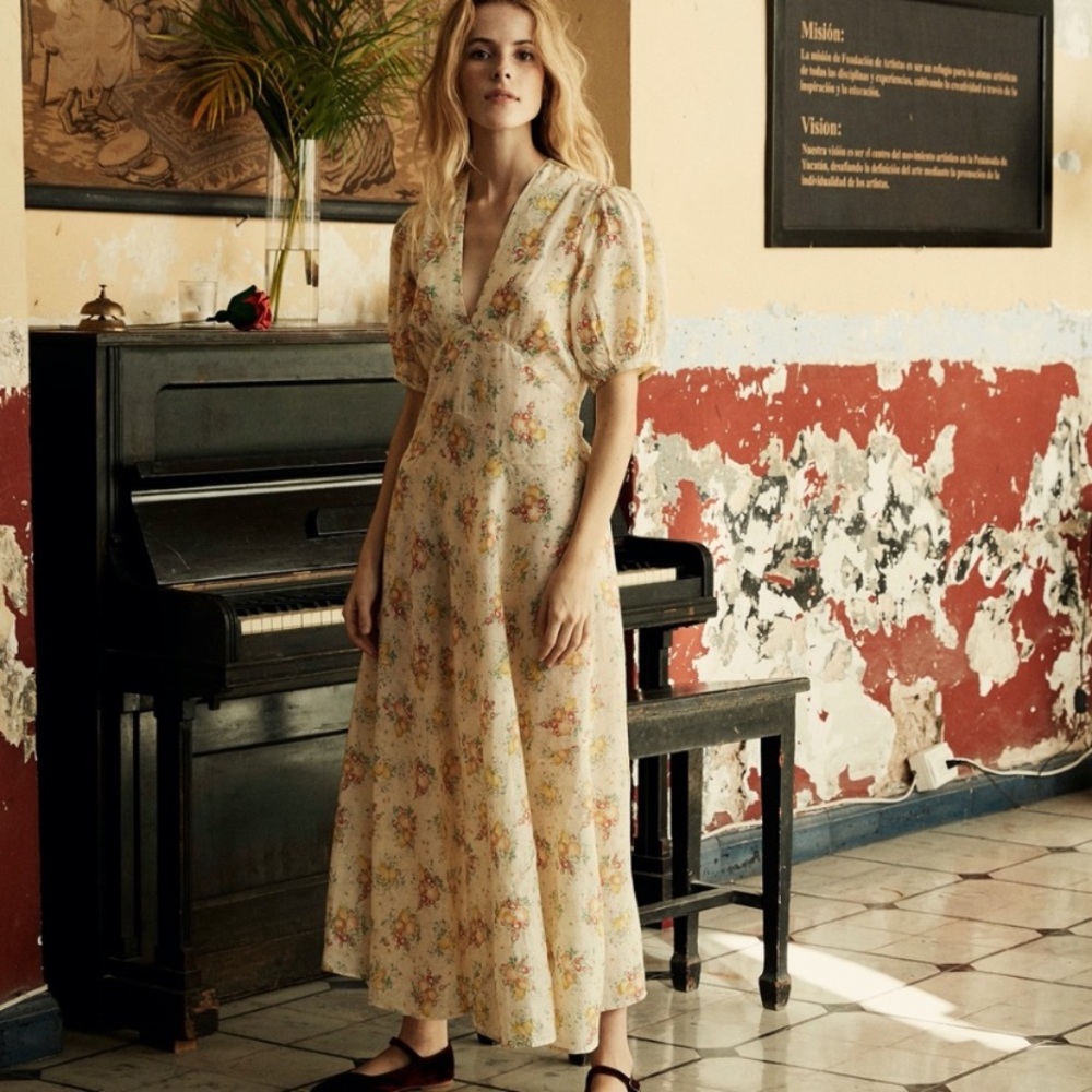 Doen Floral Maxi Dress in Cream and Pink